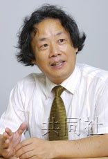 王　勇