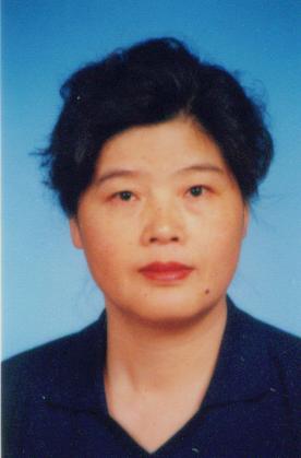 张　颖