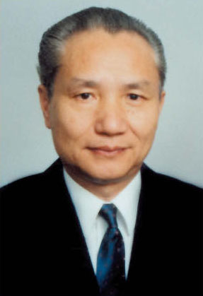 黄　振